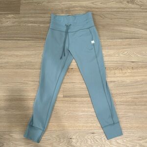 Women’s small vuori joggers